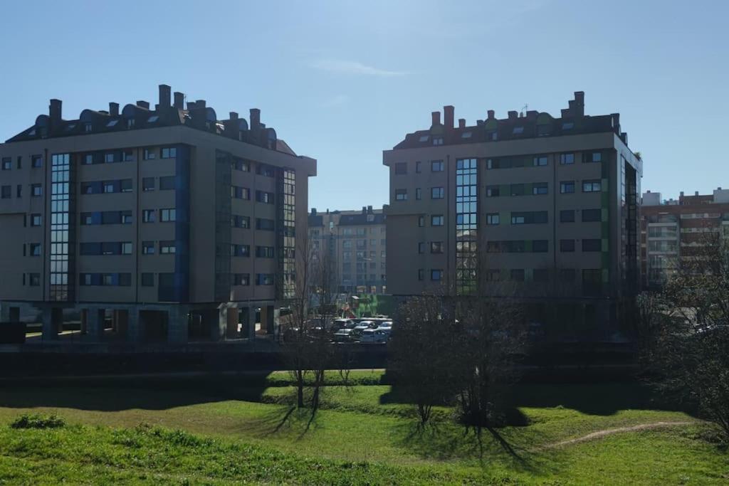 Atico Mirador Del Naranco, Parking Gratuito, Wifi, Zona Residencial Apartment Oviedo Exterior foto
